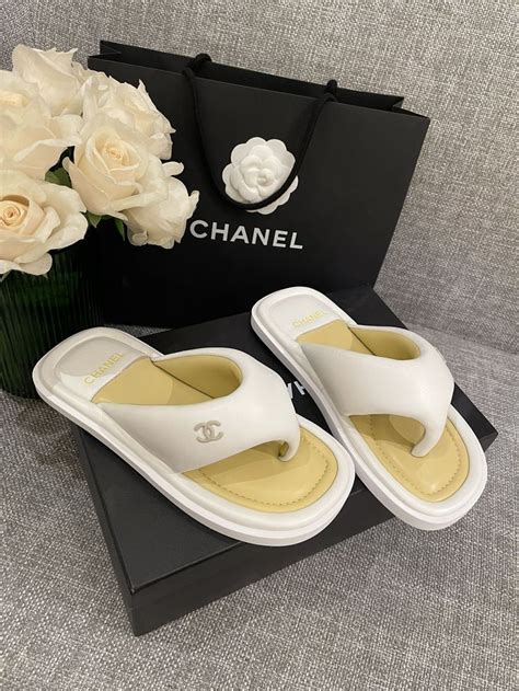 Chanel slides 2021